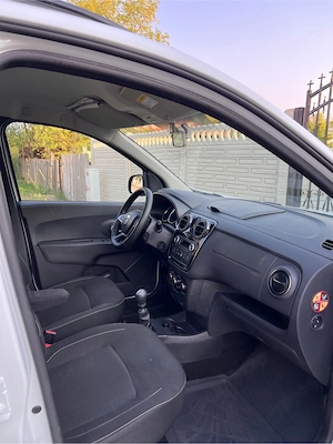 Dacia Lodgy 2021 7 locuri  1.5 dci 110 cp  - imagine 8