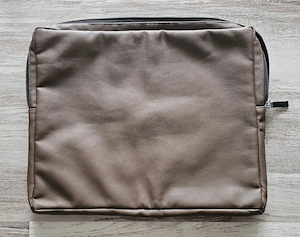Husă protecție laptop   tabletă   maro, cu fermoar