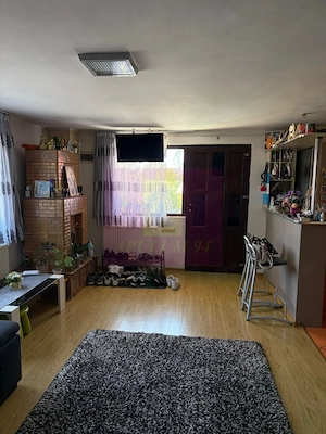 Casa de vanzare cu 4 camere in Comarnic - imagine 6
