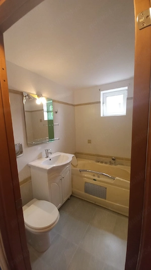 apartament 3 camere. de inchiriat - imagine 6