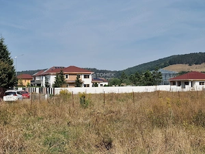Teren intravilan Sanpetru Lempes str Dealului