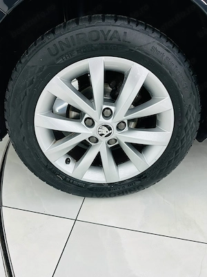 Skoda Octavia - imagine 9