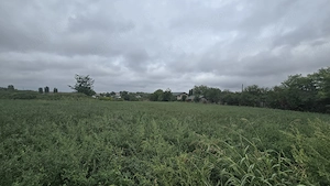 BELCIUGATELE | Intravilan | Lac în spate | Asfalt | Utilități în apropiere