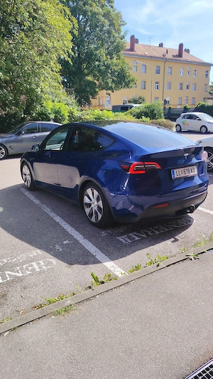 Tesla Y 2022, Dual Motor Long Range, baterie Schimbata in garanție  - imagine 3