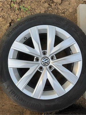 Jante OE VW, Iarna, 215/55/17 Continental dot 2024, PASSAT B8, ARTEON - imagine 3