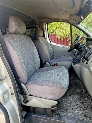 renault trafic  - imagine 3