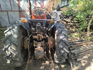 Tractor viticol uvr 445+accesorii 