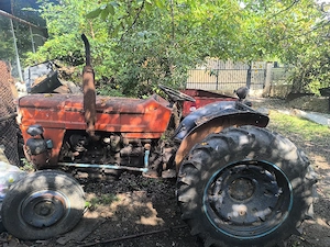 Tractor viticol uvr 445+accesorii 
