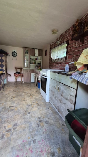 Casă de vânzare lângă Onești, Ștefan cel Mare, ideală pentru familie - imagine 9