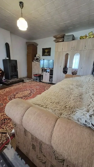 Casă de vânzare lângă Onești, Ștefan cel Mare, ideală pentru familie - imagine 8