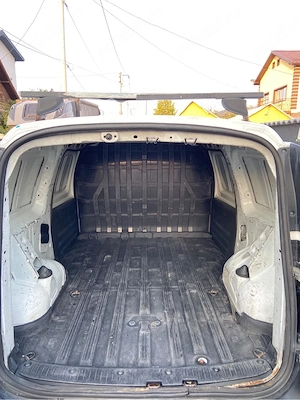 Dacia van 1.5 dci - imagine 2
