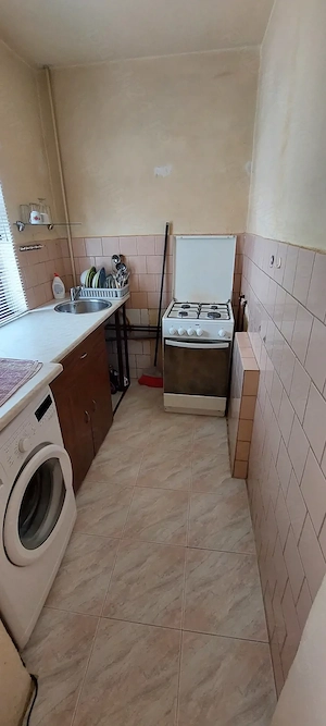 Închiriez apt 1 cameră zona St O Iosif 1300 lei lună  - imagine 3