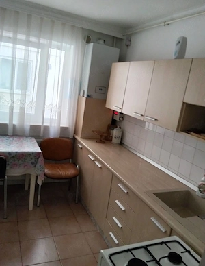 Apartament 2 camere semidecomandat zona Campus Constanta  - imagine 6