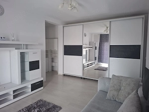 Apartament Giroc viz-a-vi de Scoala,Gradinita,Liceu.Loc de parcare inclus!