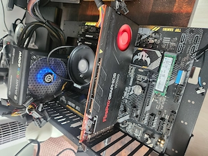 PC Workstation Open Frame   Ryzen 5 2600   32GB RAM   FirePro W7000   1TB SSD