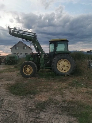 Vând John deere 4240  - imagine 4