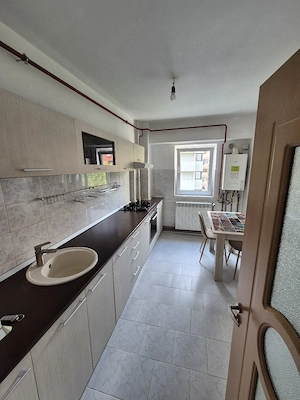 Inchiriez apartament 2 camere decomandat ,calea severinului nr18,bl 309 - imagine 4