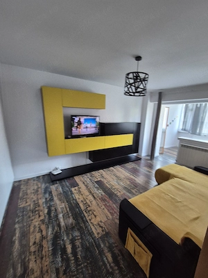 Inchiriez apartament 2 camere decomandat ,calea severinului nr18