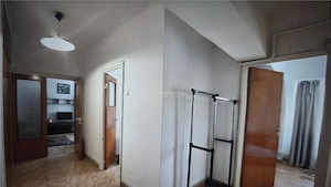Apartament 2 decomandat, etaj 3, CT, - Ultracentral - imagine 2