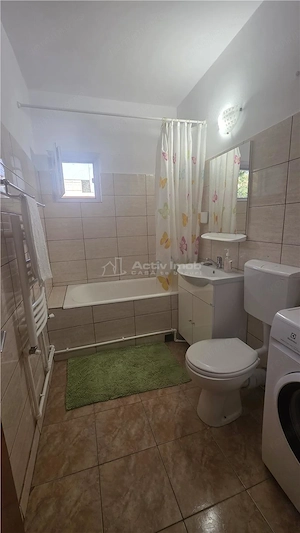 Apartament 2 decomandat, etaj 3, CT, - Ultracentral - imagine 3