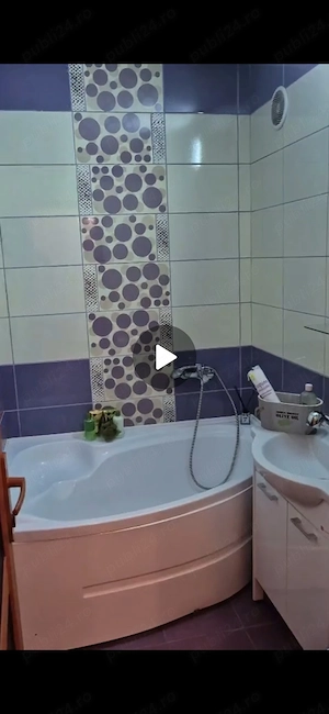 Apartament luminos și spațios de 3 camere, central in Galati   Ideal pentru familia ta. - imagine 9