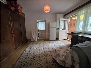 Casa 135 mp, teren 2621 mp, Mihailesti - imagine 4