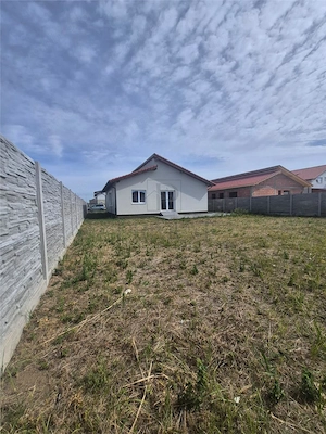 CASA INDIVIDUALA - SUPERBA - APROAPE DE CENTURA - imagine 6