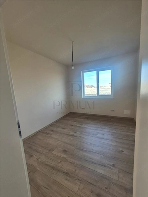 CASA INDIVIDUALA - SUPERBA - APROAPE DE CENTURA - imagine 12