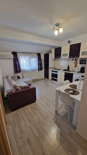 Închiriez Apartament 3 camere - Proprietar