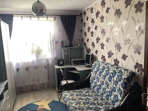 Apartament cu 3 camere,strada Tudor Vladimirescu,bloc L3 Et 4 ap 18, apartamentul are 60 m pătrați. - imagine 2