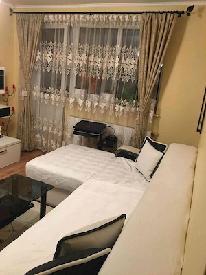 Apartament cu 3 camere,strada Tudor Vladimirescu,bloc L3 Et 4 ap 18, apartamentul are 60 m pătrați. - imagine 4