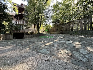 Casă tip duplex spațioasă în zona de Nord
