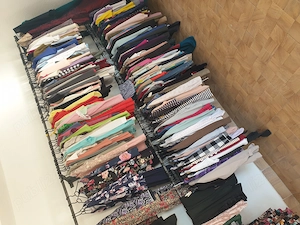 Marfa nouă și sechend hand 