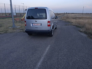 Vand vw caddy an 2011 luna 11 motor 1.6 tdi euro 5 clima incalzire in scaune pilot automat 