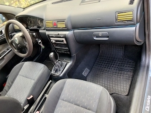 Skoda Octavia Tour  - imagine 2