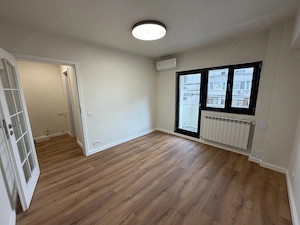p-ța Unirii, total renovat, 3 camere, 2 bai, lângă metrou - imagine 10