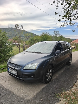 Vând Ford Focus 