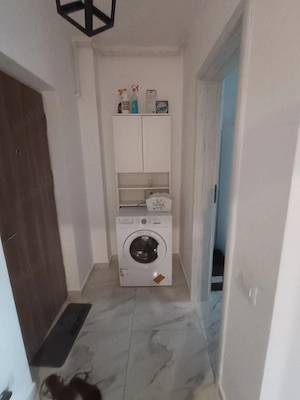 Închiriez garsoniera în tineretului Residence  - imagine 5