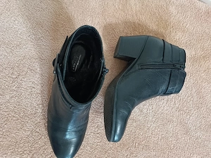 Botine piele , stare excelenta