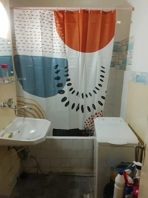 Închiriez apartament cu 3 camere zona Centrofarm - imagine 10