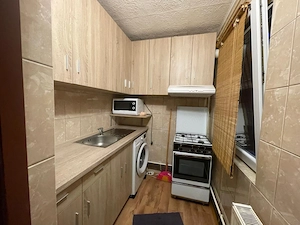 Apartament 3 camere, etaj 3/4, Craiovița – zona Materna - imagine 6