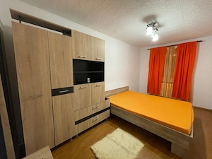 Apartament 3 camere, etaj 3/4, Craiovița – zona Materna - imagine 2