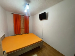Apartament 3 camere, etaj 3/4, Craiovița – zona Materna - imagine 3