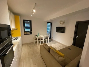 Închiriez apartament 3camere otopeni - imagine 4