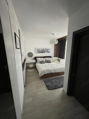 Închiriez apartament 3camere otopeni