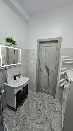 Apartament premium  cu terasă si loc de parcare situat in zona centrala - imagine 3