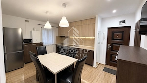 Apartament de vanzare cu 2 camere, zona Dambovita, Bloc cu lift - imagine 2