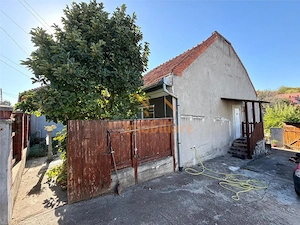 CASA PLAN PARTER | TEREN 904  MP | ACCES AUTO | GHEORGHE DOJA | ORADEA - imagine 2
