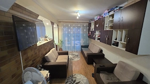 Apartament cu 3 camere, doar 5 apartamente in Bloc - imagine 5