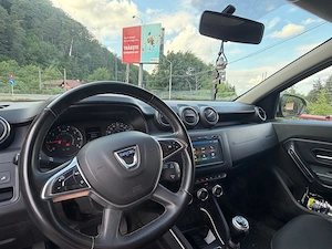 Dacia Duster primul proprietar - imagine 2